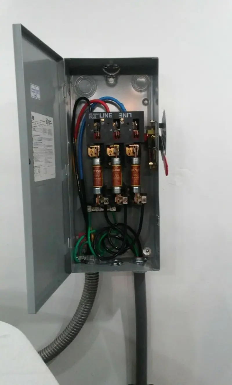 Three-phase disconnect switch installed for Electrical Wiring & Rewiring in White Settlement
